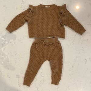 Rylee and Cru Knit Gable set